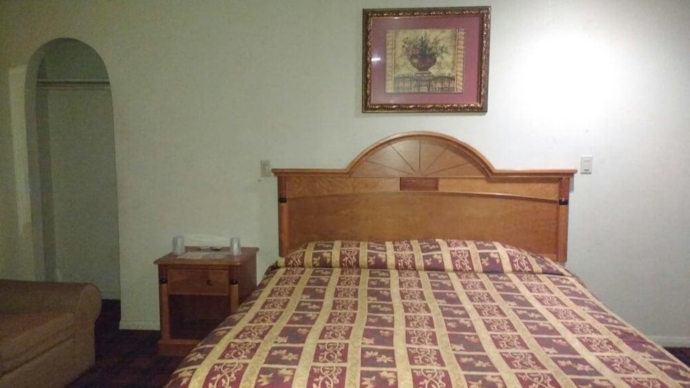 סן דייגו La Petite Rouge Motel מראה חיצוני תמונה