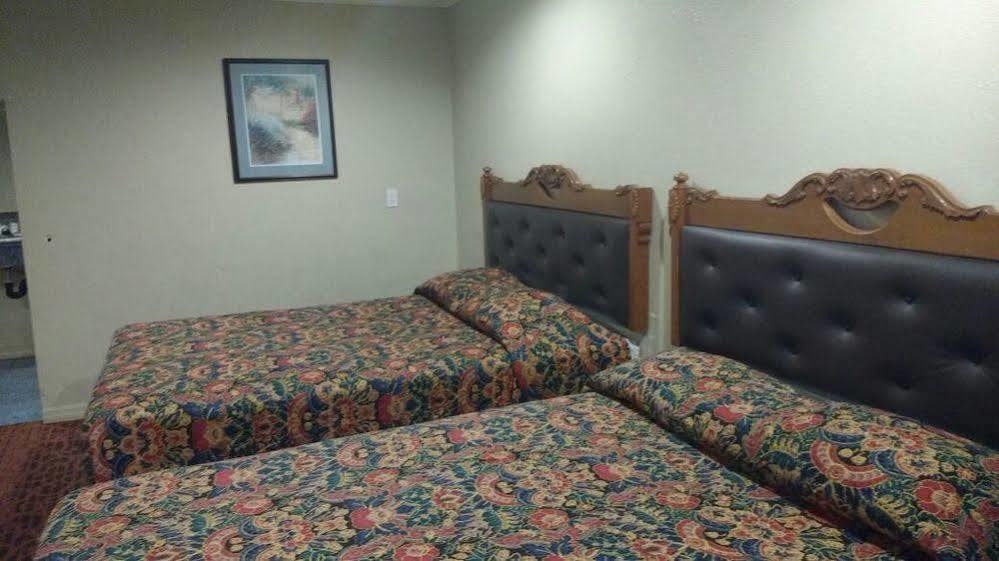 סן דייגו La Petite Rouge Motel מראה חיצוני תמונה