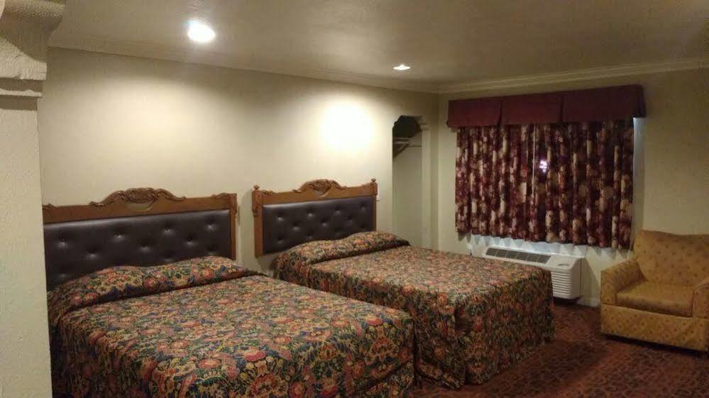 סן דייגו La Petite Rouge Motel מראה חיצוני תמונה